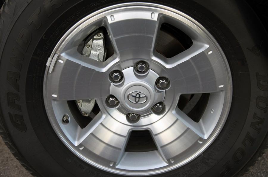  Toyota Tacoma 4x2 PreRunner 2010 года  (фото 42 из 46)